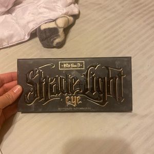 Kat Von D Shade and Light Eye Palette